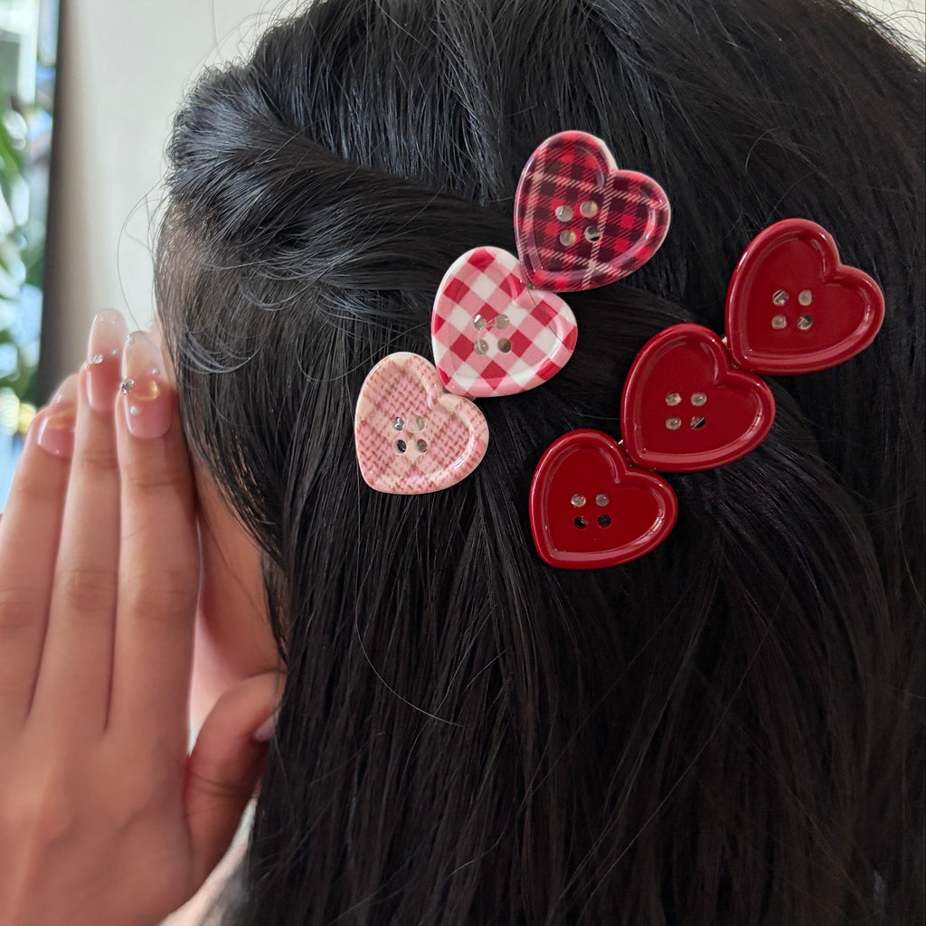 Sweetheart Button Hair Clip Set.